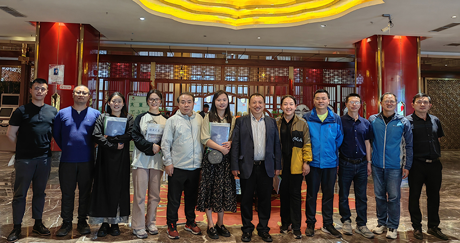 xdnj_1697652994258020942.jpg wbRc_1693041811869004504.jpg