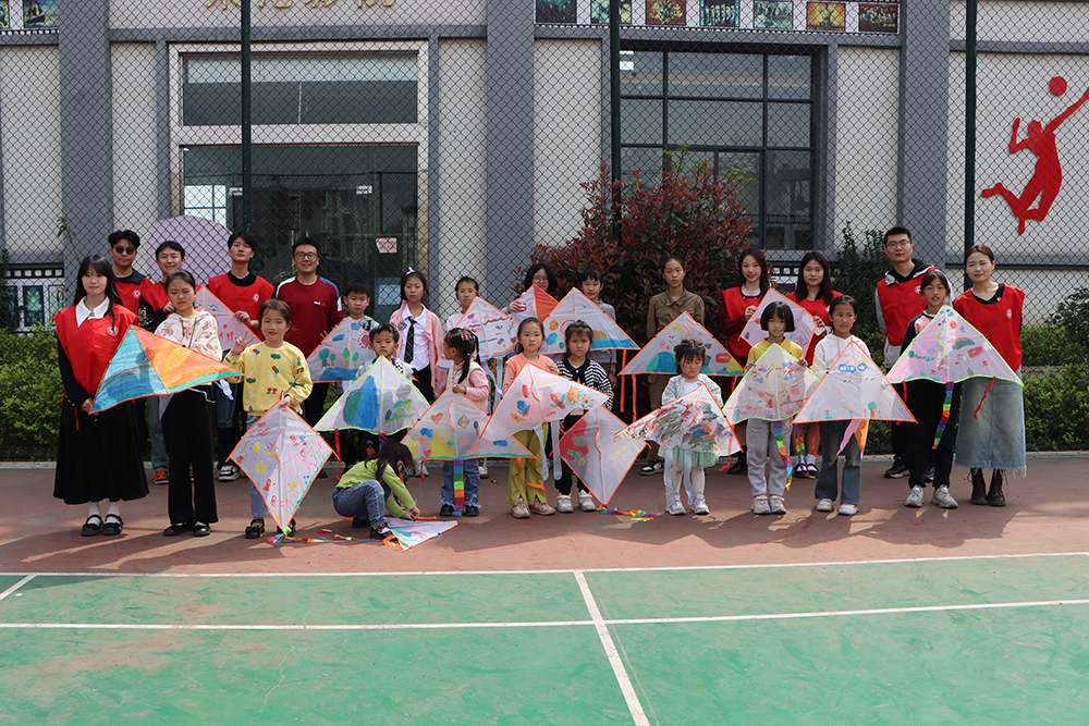 DVwu_1711445210158089683.jpg 20240323zyfw1.jpg