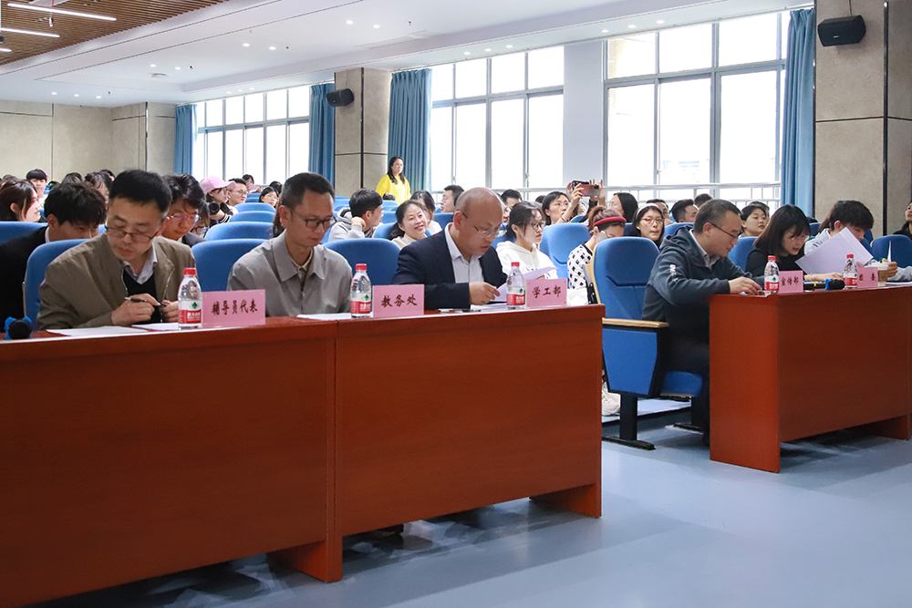 HXJa_1714448018830062249.jpg 20240425bjpx5.jpg