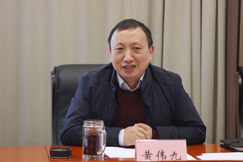 luYQ_1732842998892052080.jpg 183A2588.jpg