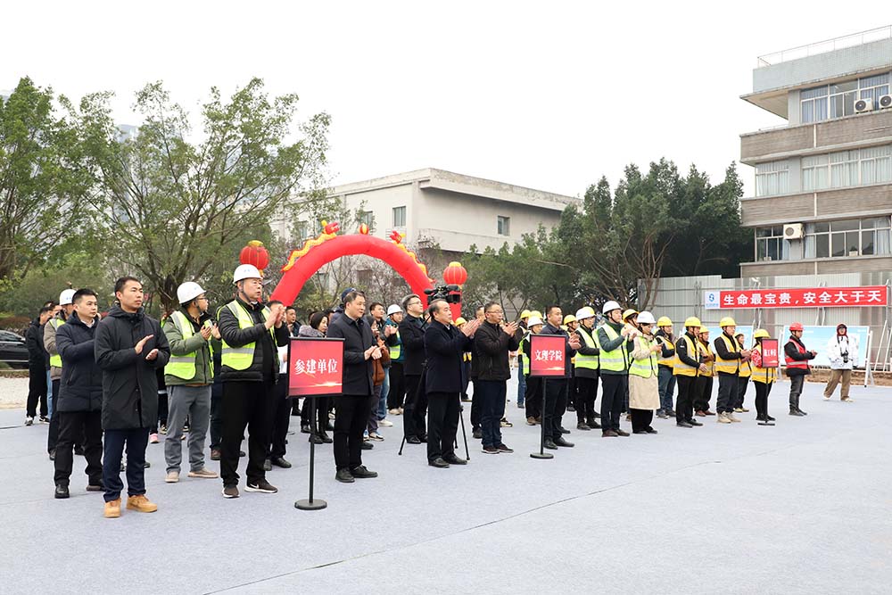 AKFg_1735091301710034985.jpg 20241224xgt7.jpg