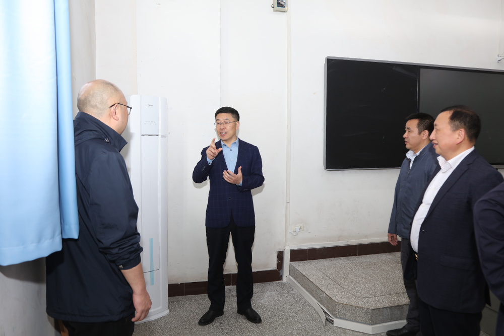 UfWX_1746011612132073293.jpg 20250430dygc1.jpg