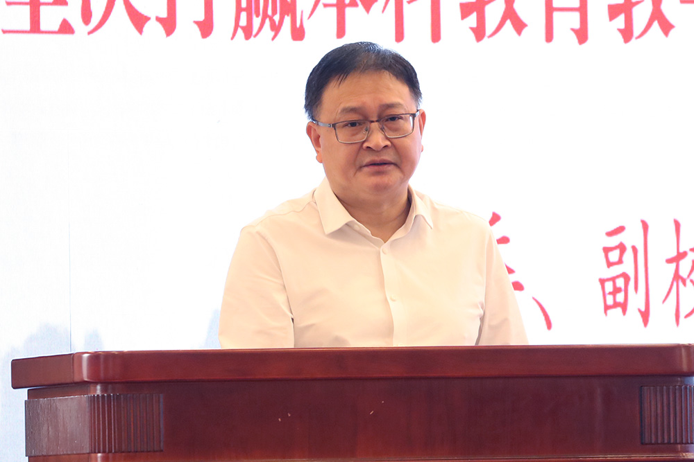 ILwJ_1758792699297094187.jpg 3.jpg