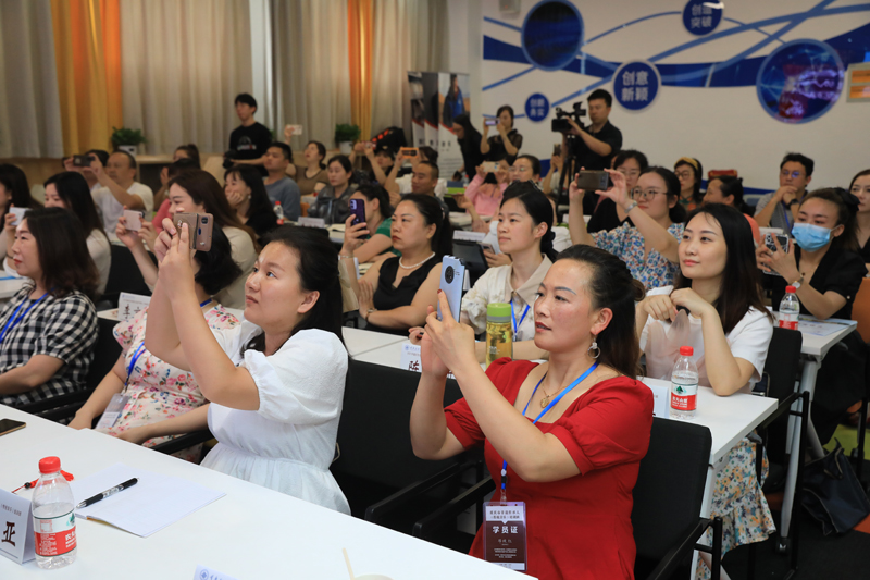 QaFz_1655455848380039525.jpg 20220616kbdl3.jpg