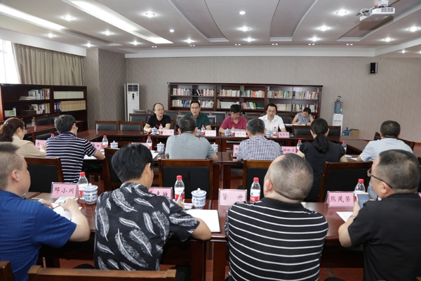 1530761609835012546.jpg 183A6705.jpg